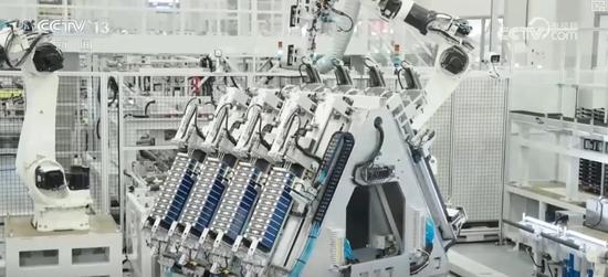 智能引擎驅動變革 工業互聯網與AI共筑傳統制造業智慧未來